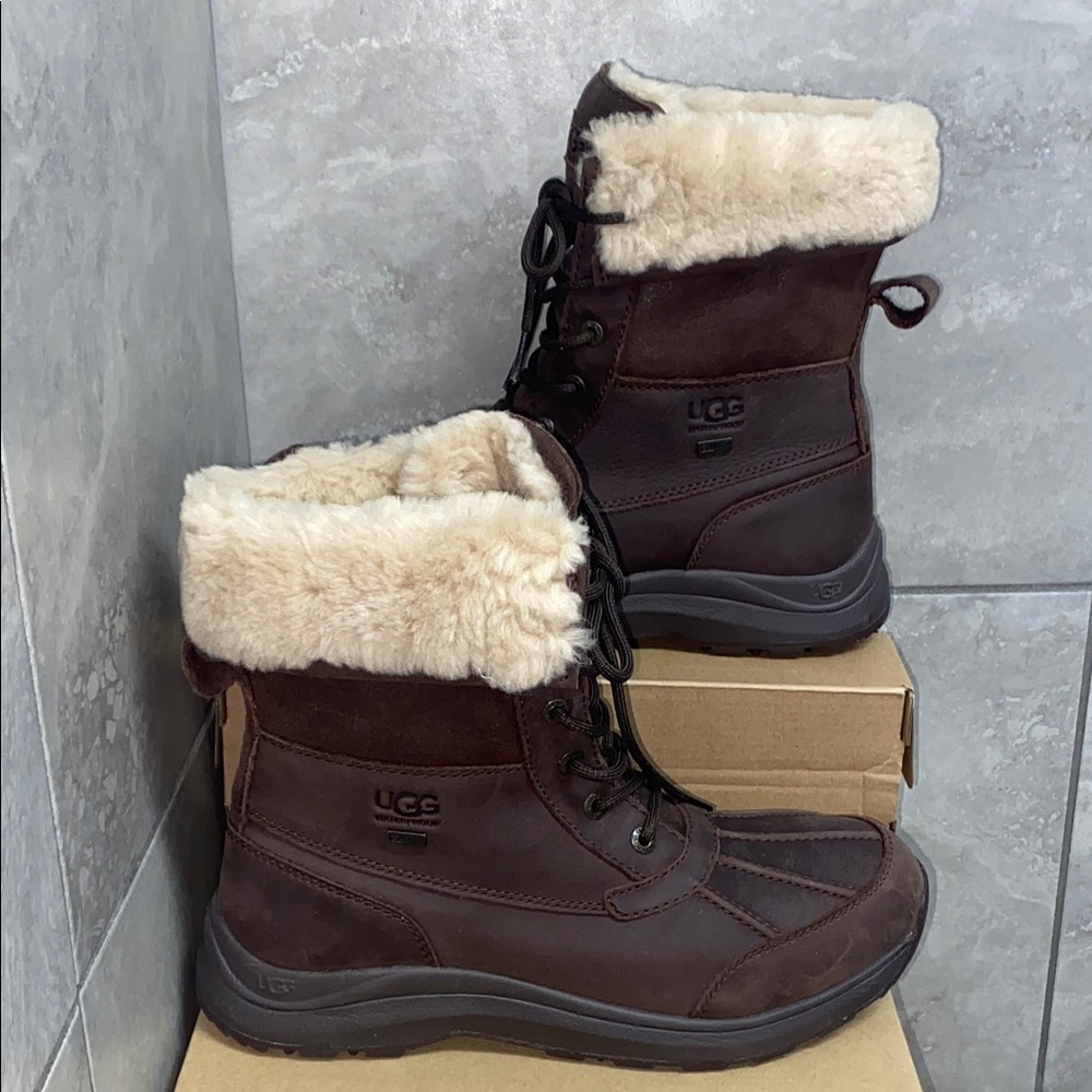 UGG ADIRONDACK BOOT LLL DISTRESSED